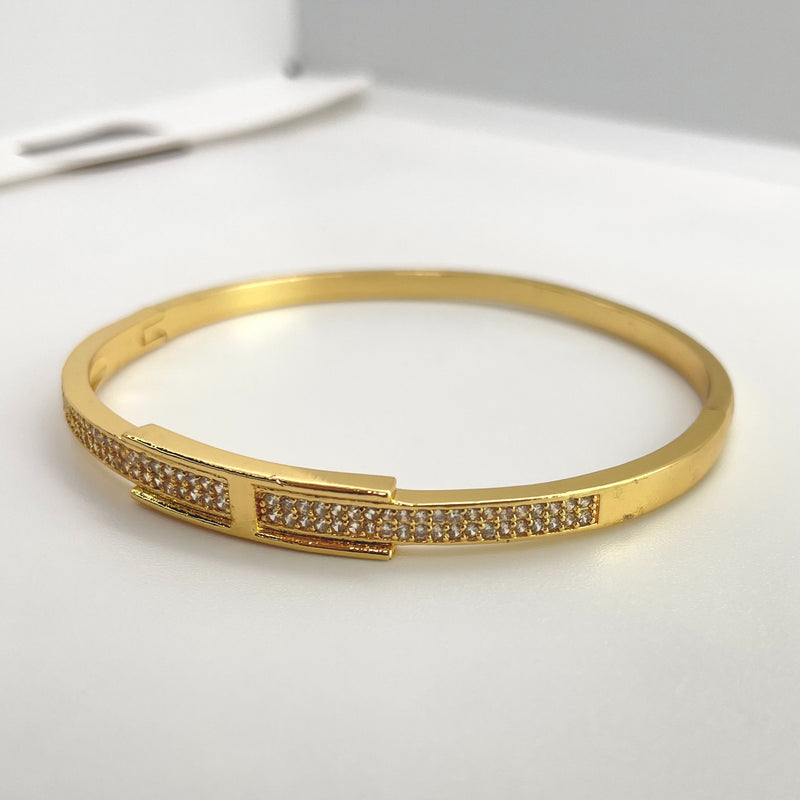 Amyra Bangle | Tarnish-Free