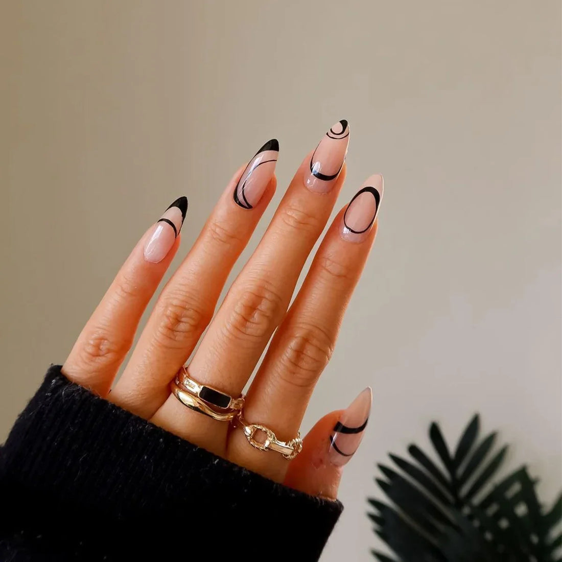 Black Swirl Nails - Press on Nails