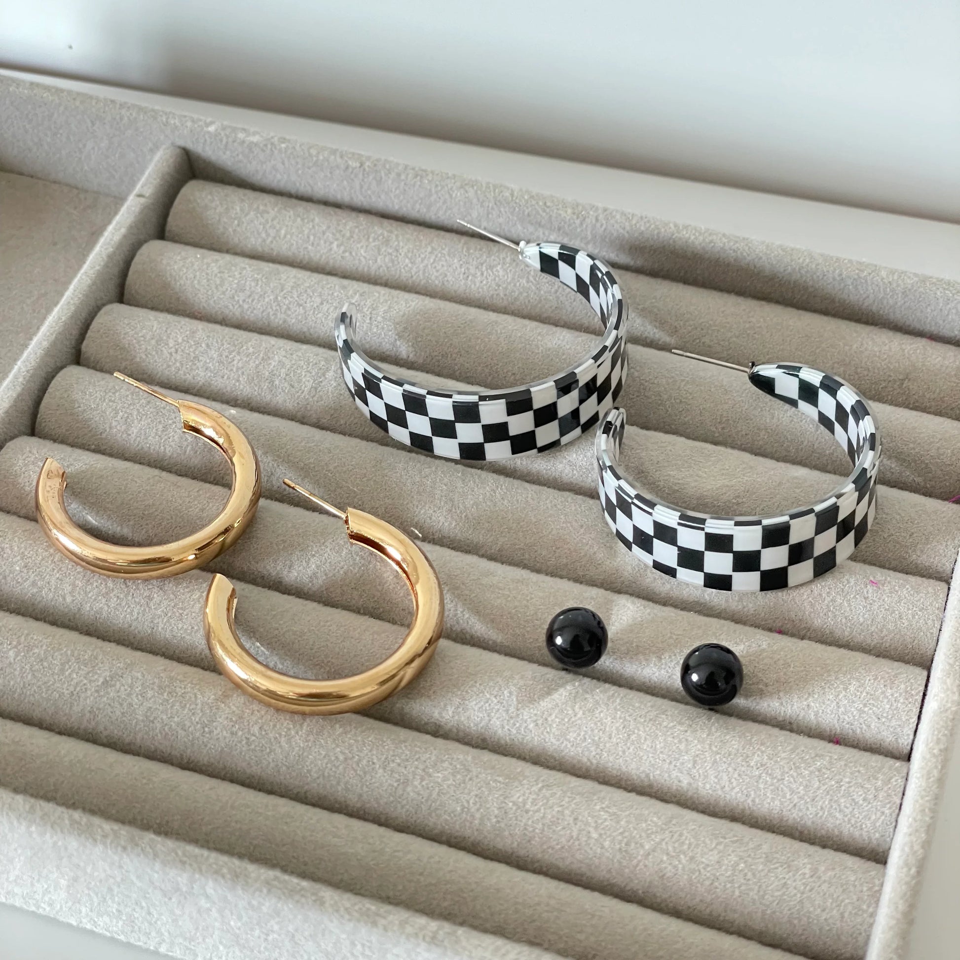 Black & White Hoops Set | 3 Pairs - Earrings