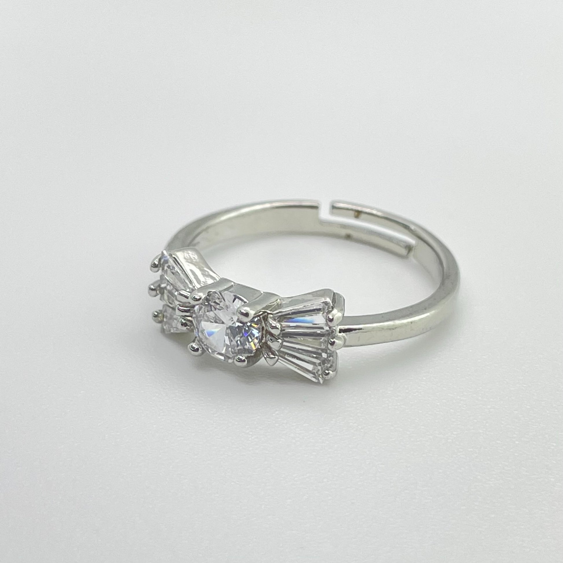 Bow Ring | Tarnish-Free (Adjustable) - Rings