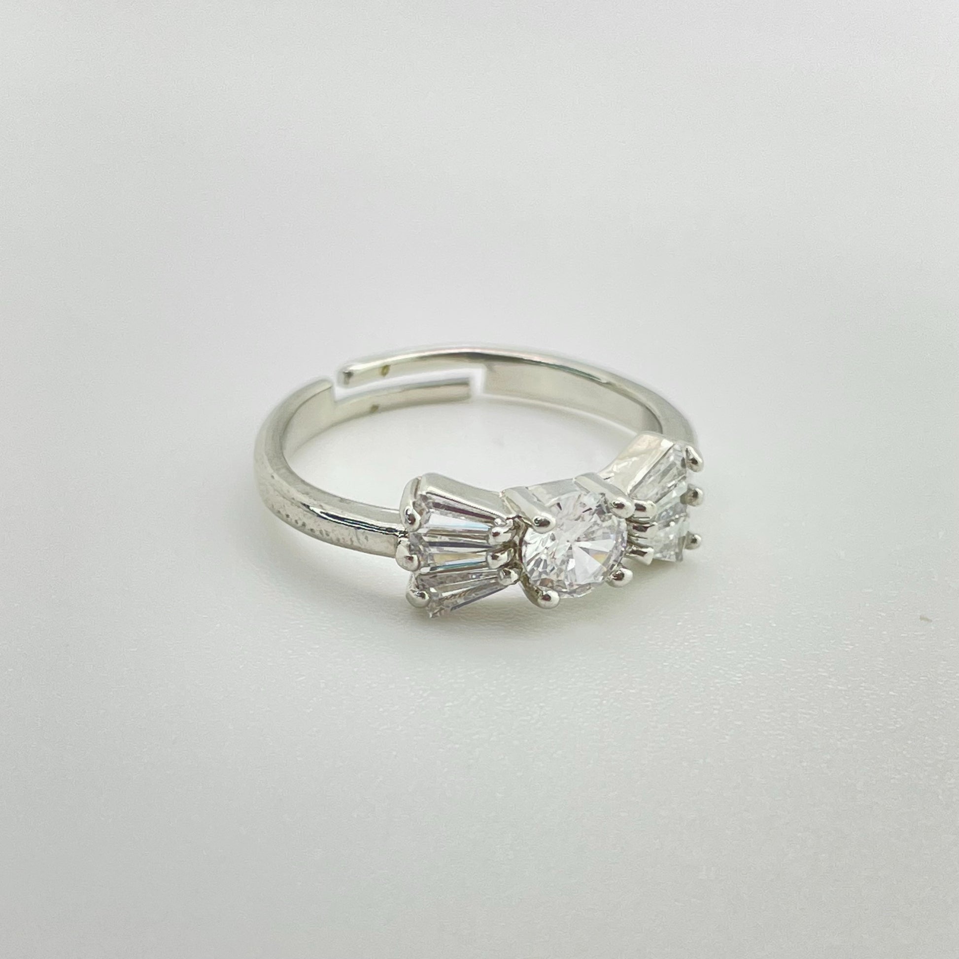 Bow Ring | Tarnish-Free (Adjustable) - 