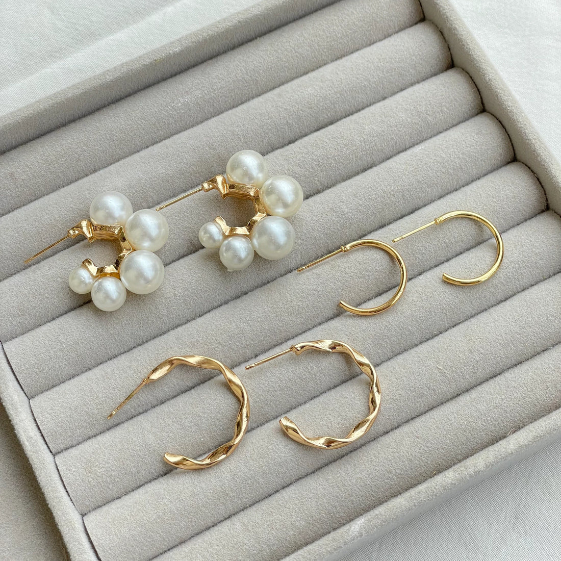 Bubbly Pearl Hoops Set - Earrings