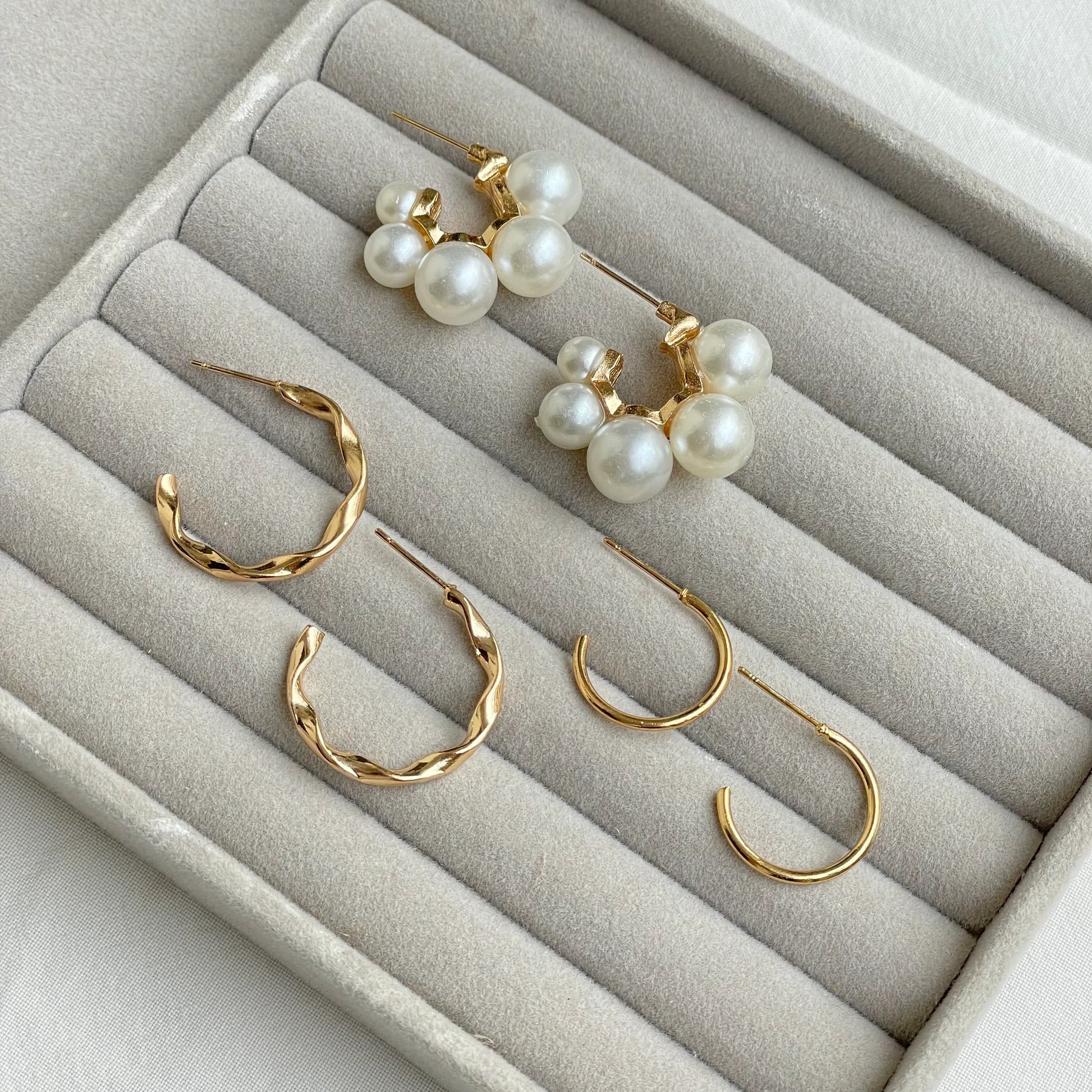 Bubbly Pearl Hoops Set - 