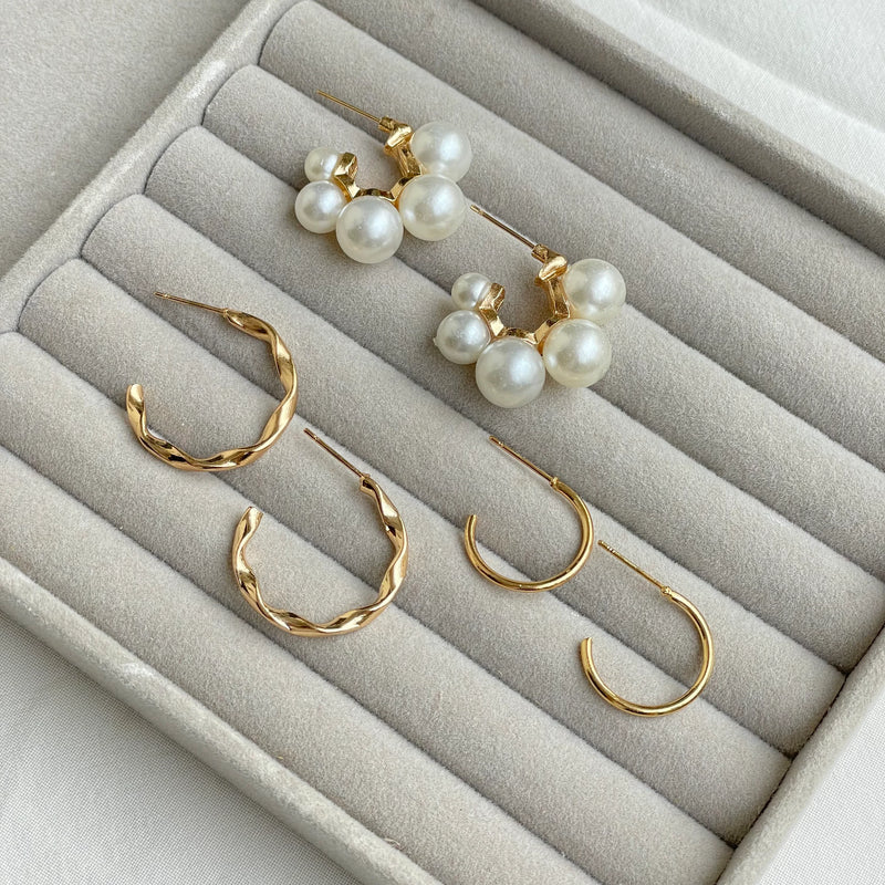 Bubbly Pearl Hoops Set