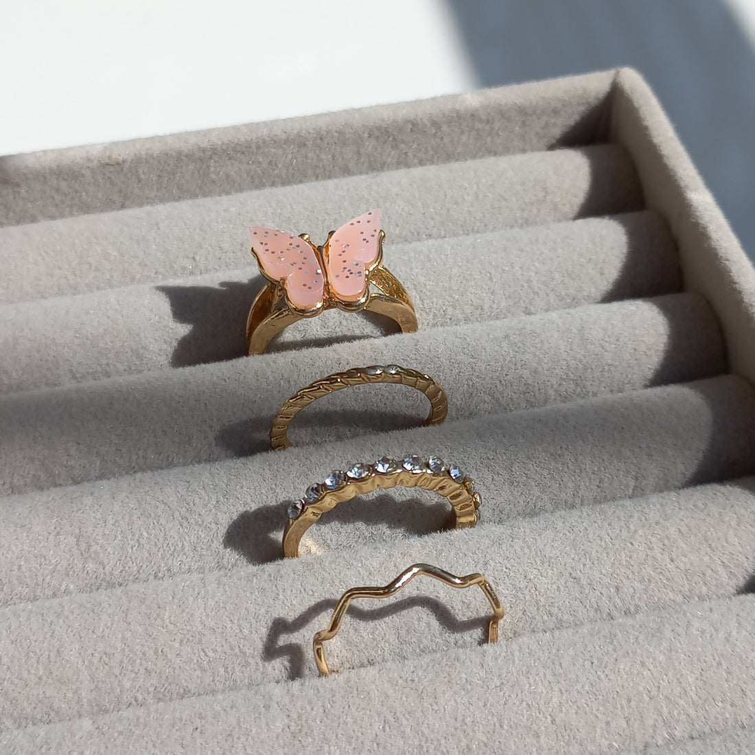 Coraline Flutter Ring Set | Size 7 - Rings