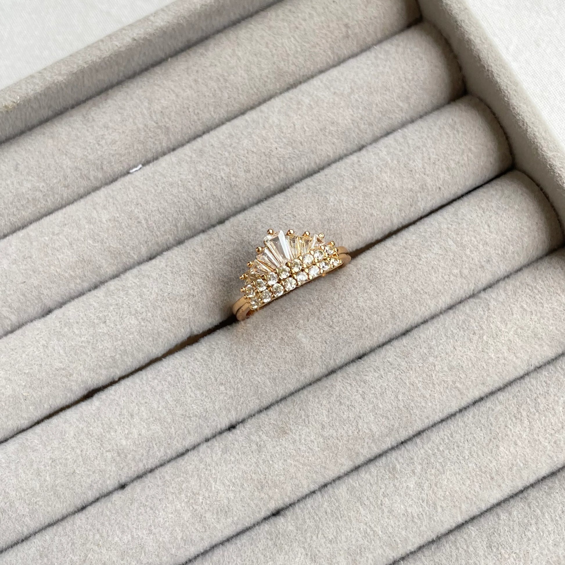 Crown Ring | Anti-Tarnish - 