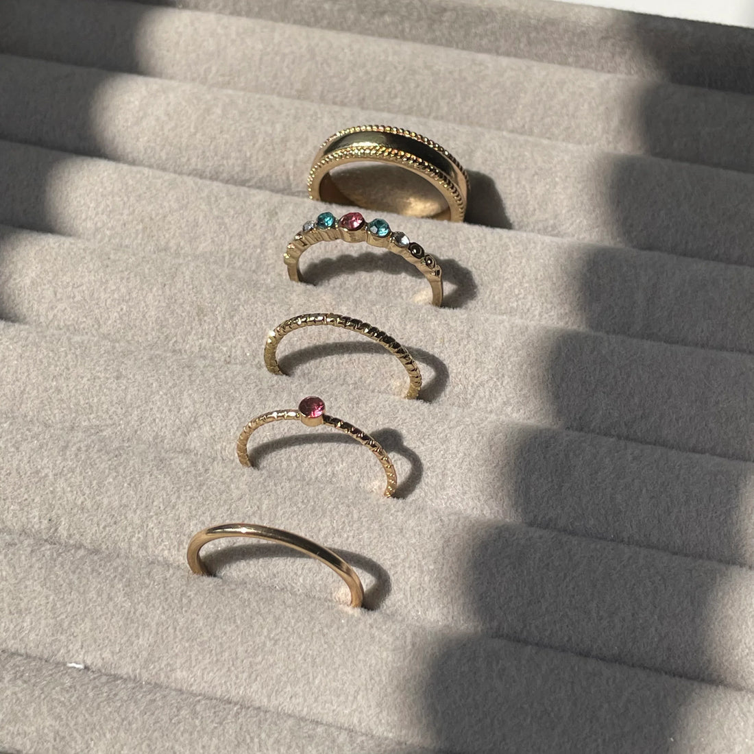 Dazzle Ring Set | Size 7.5 - Rings