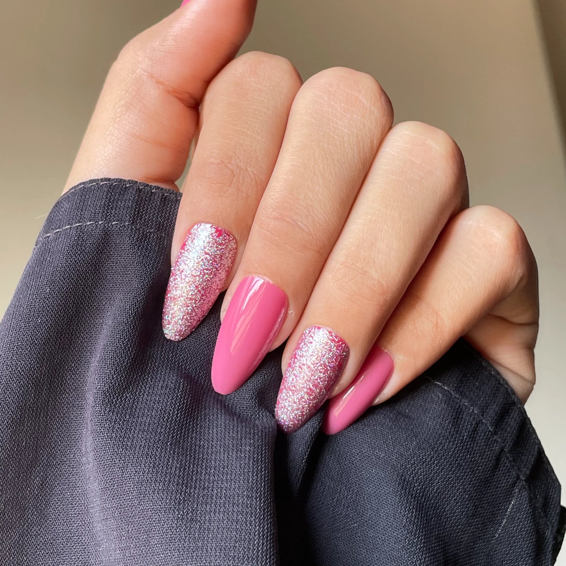 Flamingo Nails - 