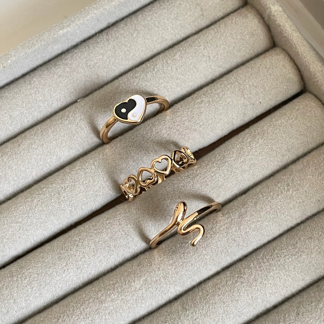 Hearty Yin Yang Ring Set | Size 7.5 - Rings