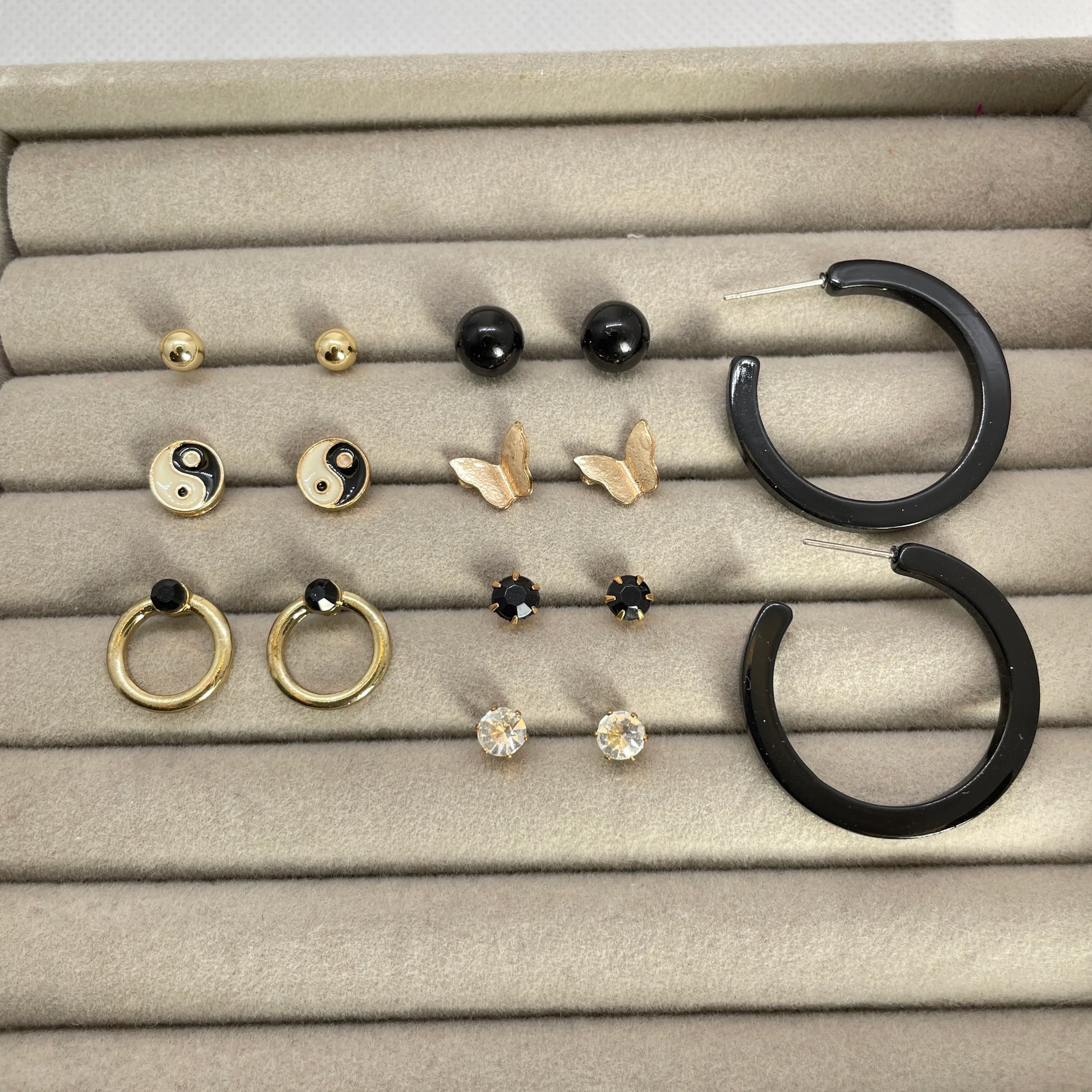 Jane Studs & Earrings Set | 12 Pairs - 