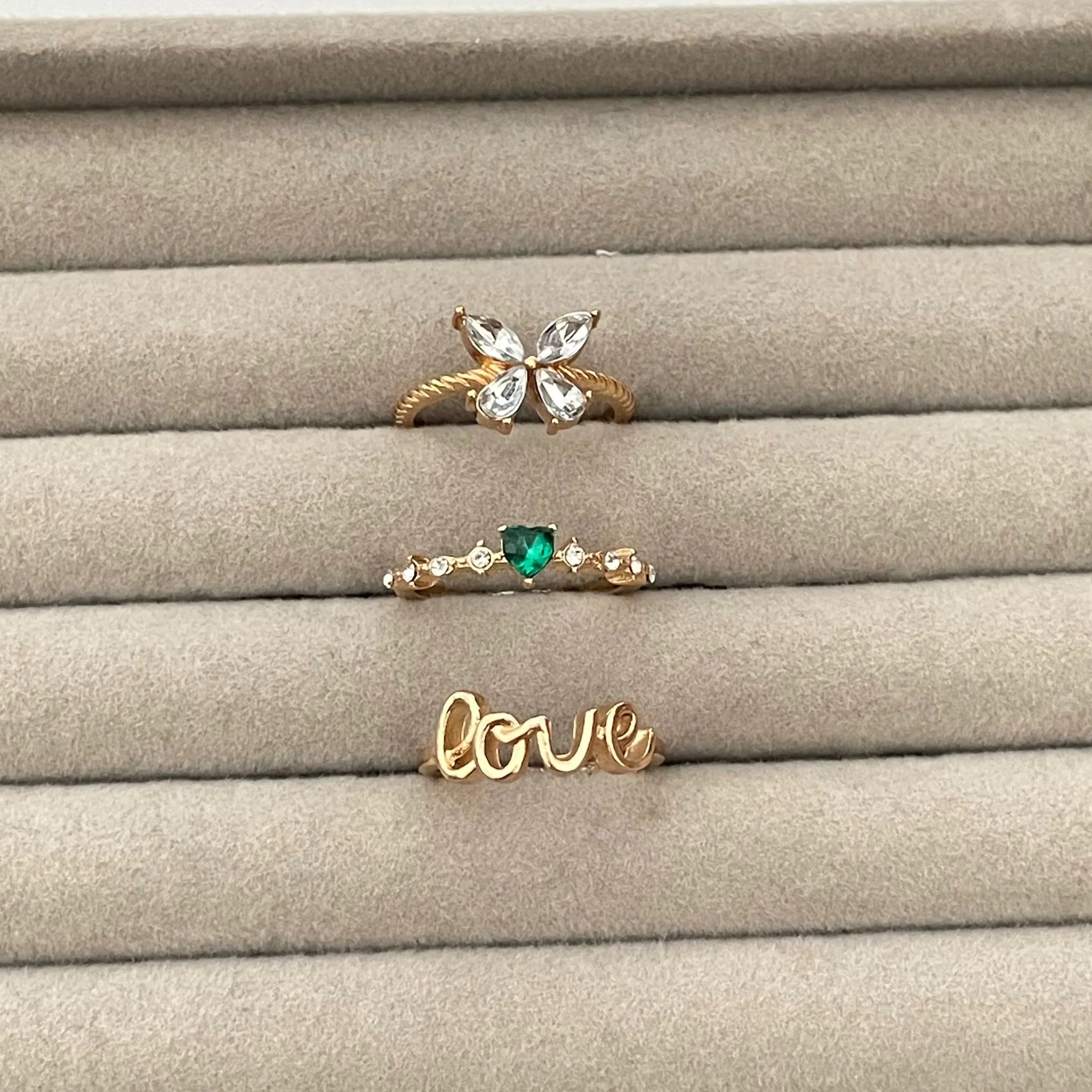 Kiwi Kiss Rings Set | Size 6.5 - Rings