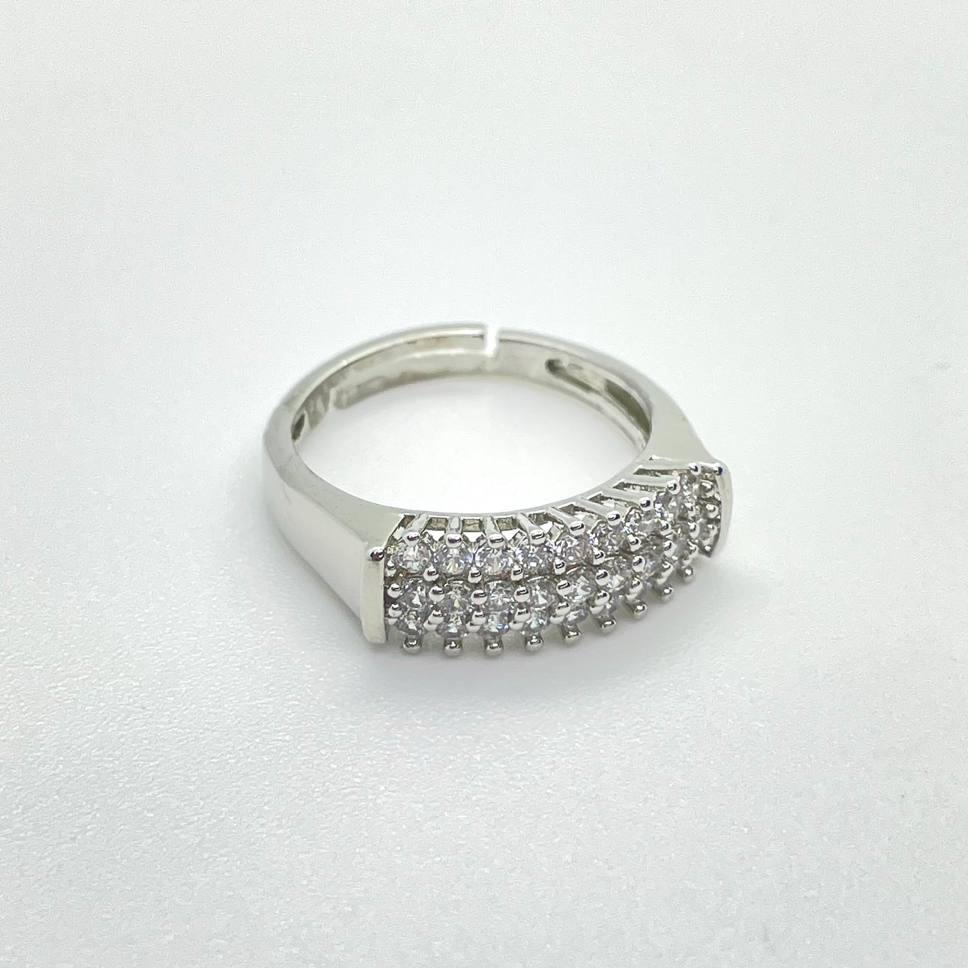 Lola Ring | Tarnish-Free (Adjustable) - 