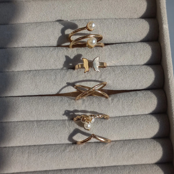 Magnolia Ring Set