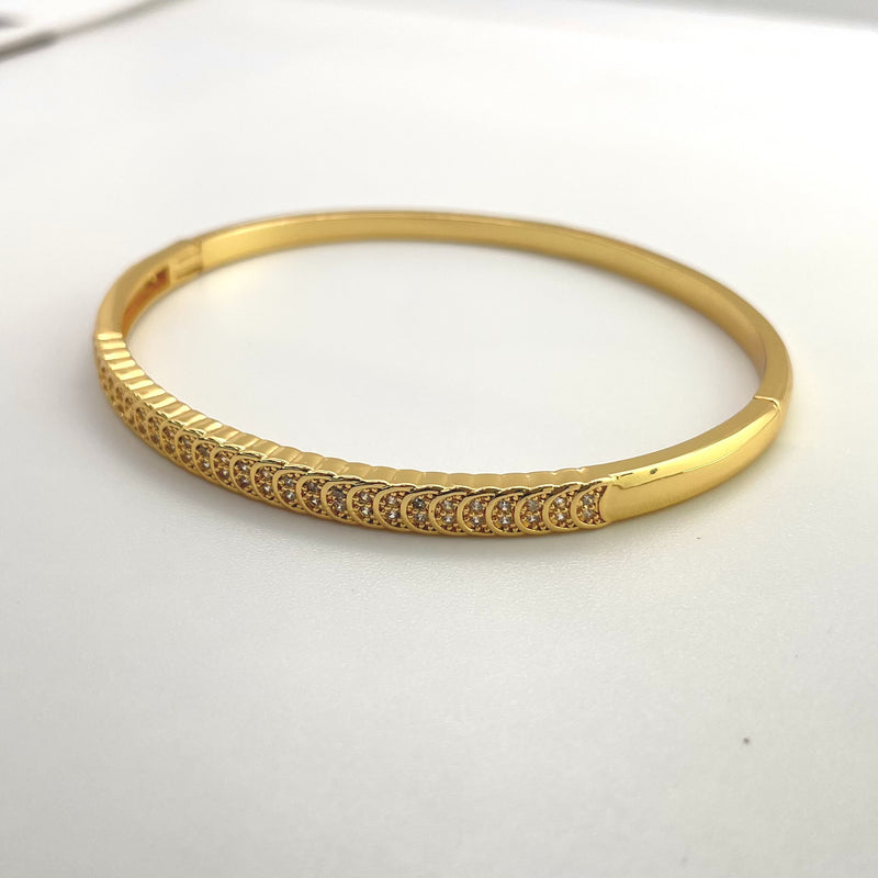 Manera Bangle | Tarnish-Free