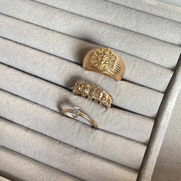 Nola Ring Set