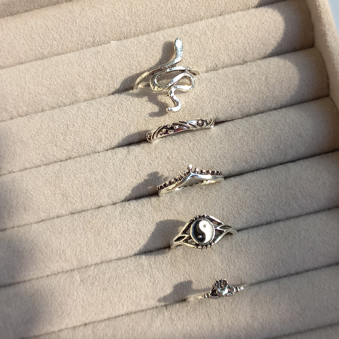 Phantom Ring Set | Size 7 - Rings