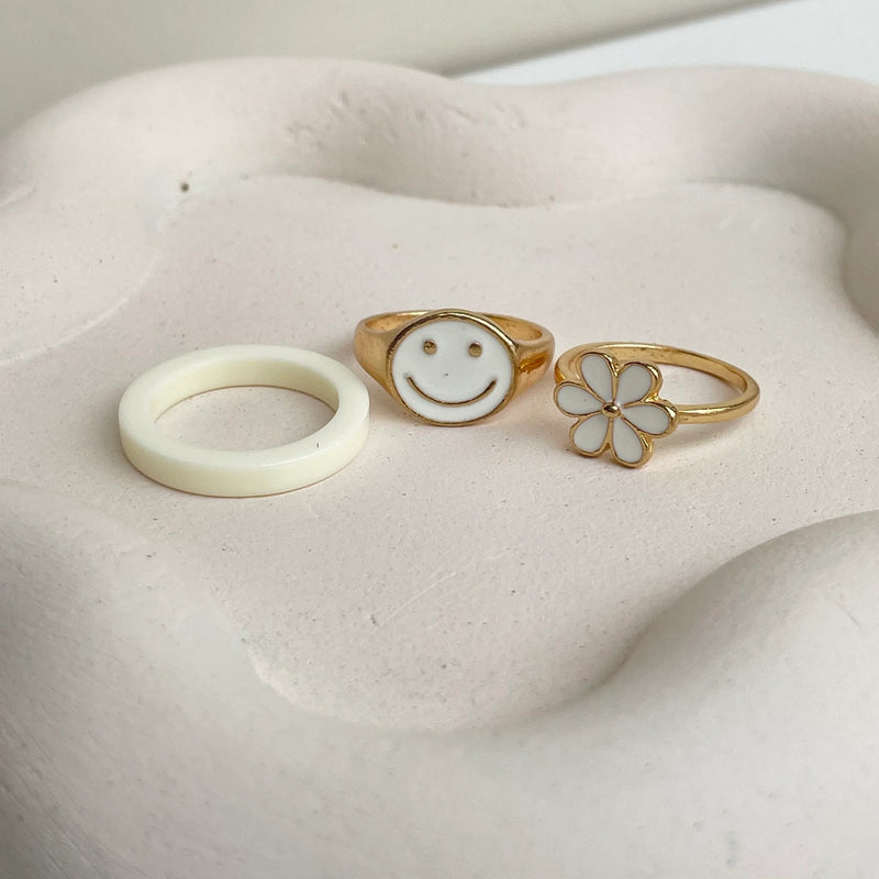 Smiley Flora Ring Set | Size 6