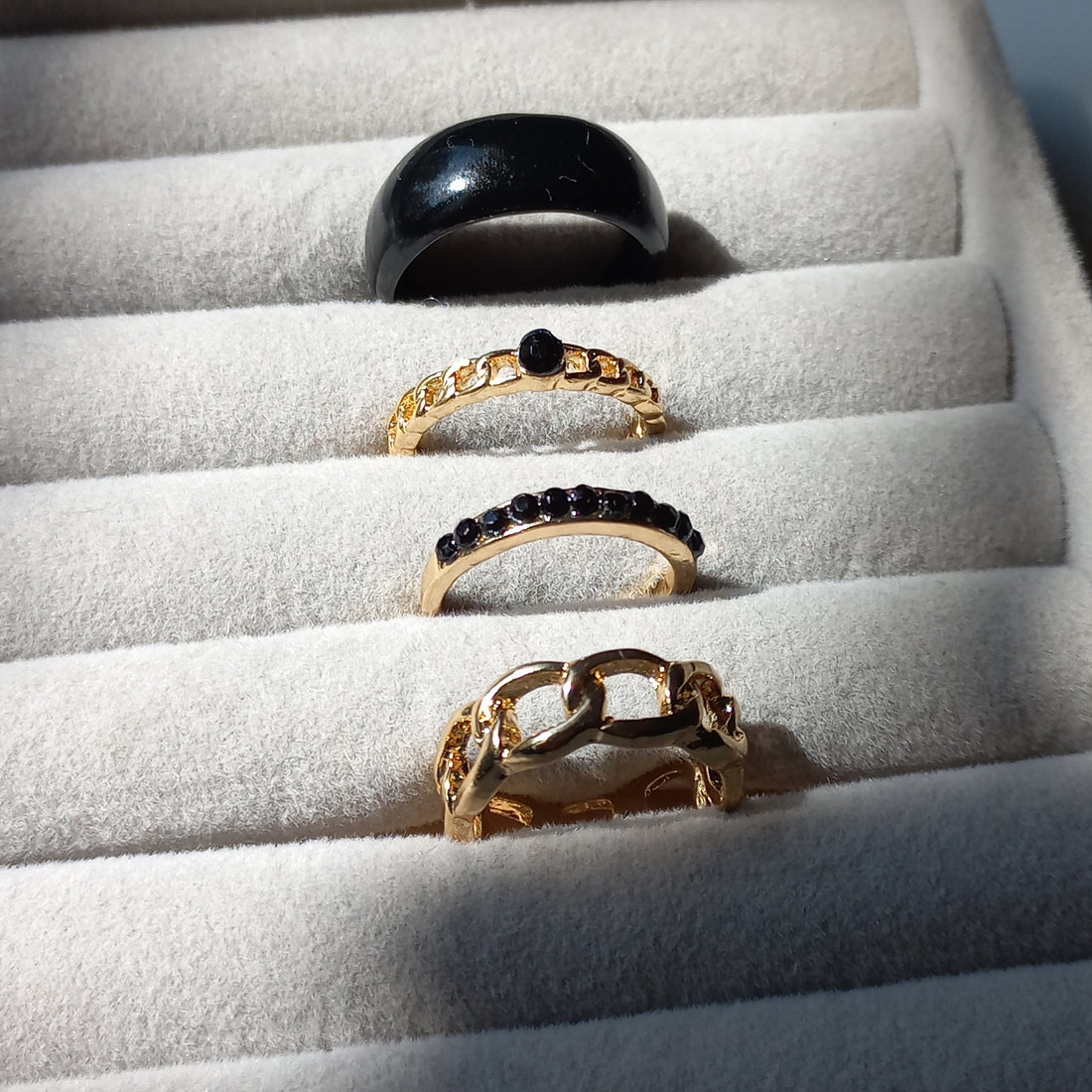 Zella Ring Set | Size 6 - Rings