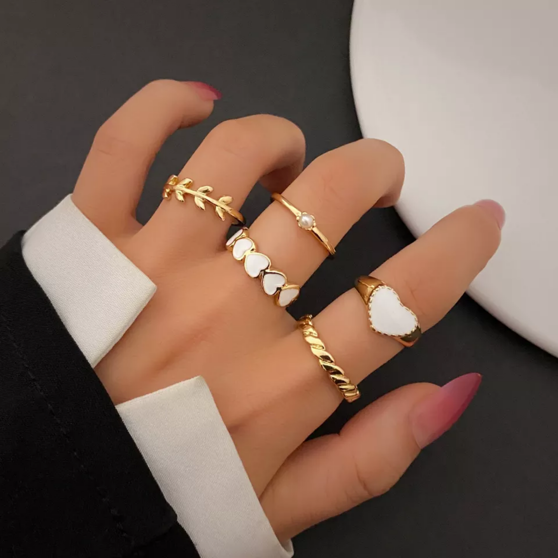 White Hearts Ring Set | Size 7 - 