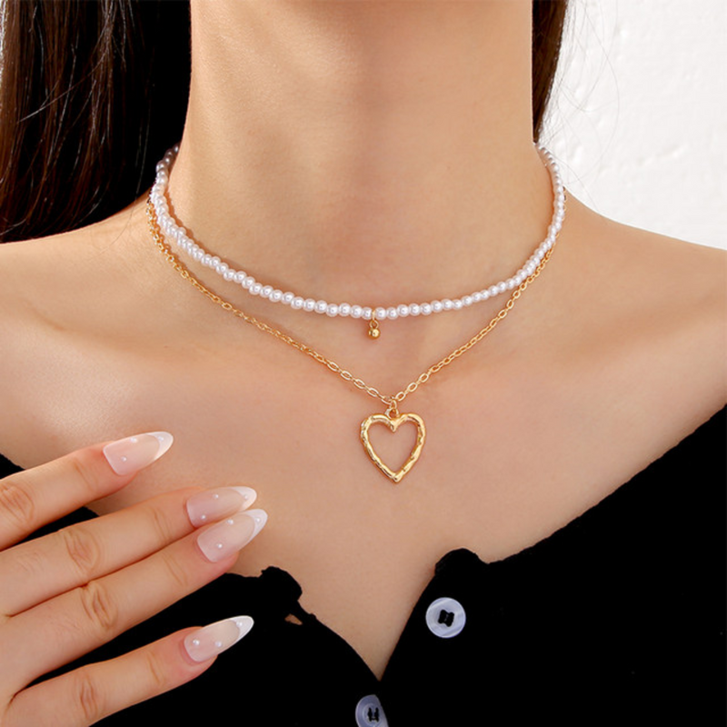 Avery Pearl Heart Necklace - Necklaces