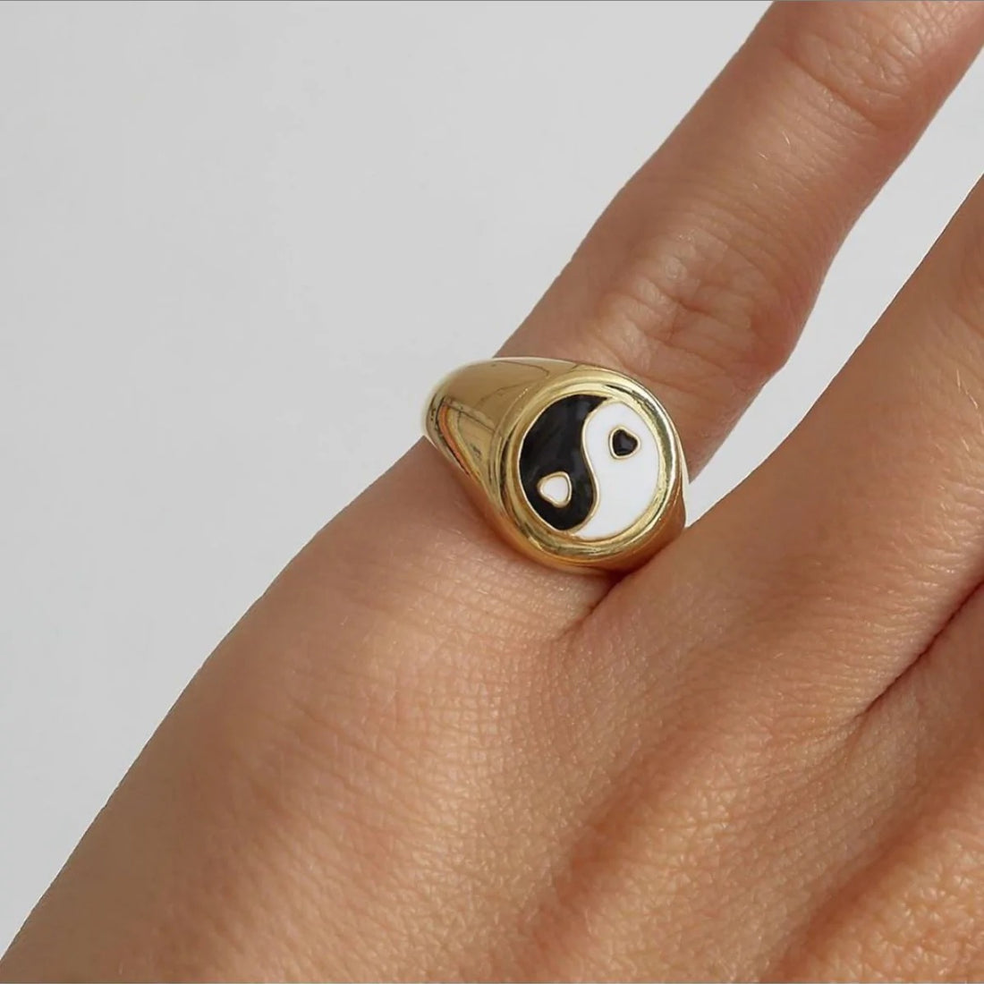 Black & White Yin Yang Ring | Size 8 - Rings